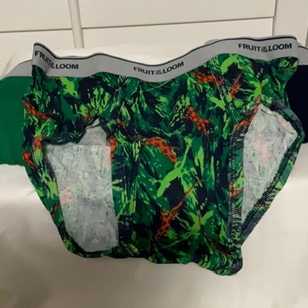 FRUIT OF LOOM